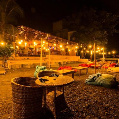 Amed Beach Resort Exteriör bild
